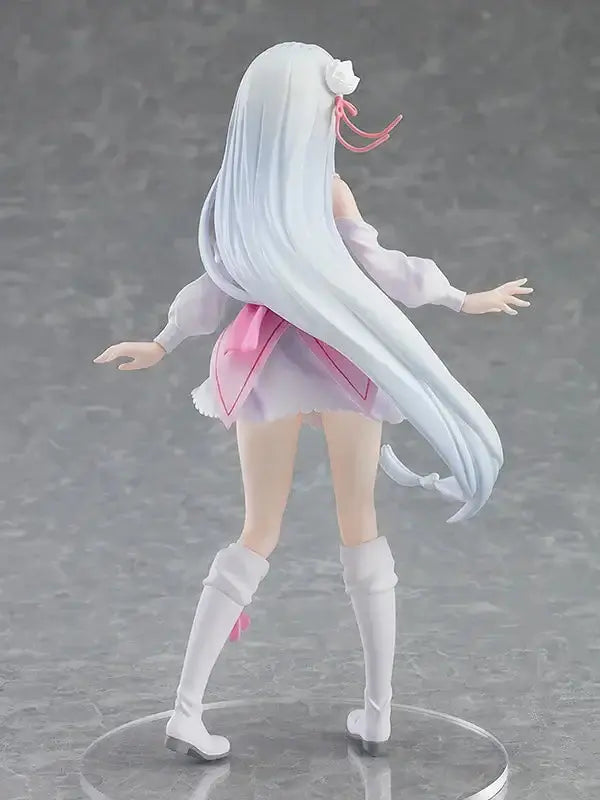 Detailaufnahme der Emilia Figur – Memory Snow Pop Up Parade